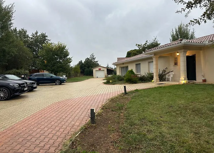 2 Pièces De Jade Dans à Appartement Montauban